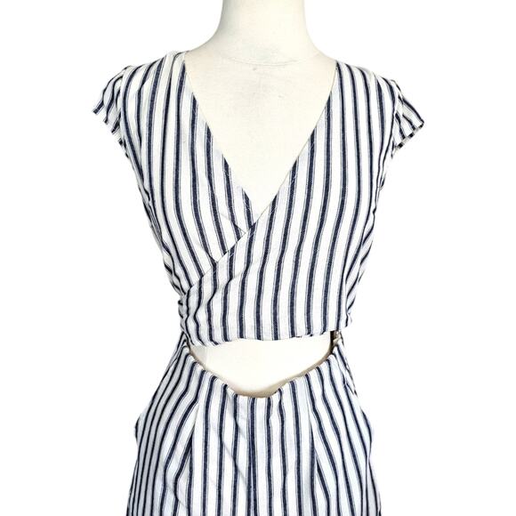Lulus Jetset to Go Striped Jumpsuit Size Small - Picture 9 of 13